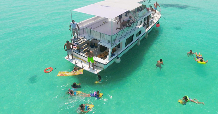 Isla Mujeres Yacht Snorkel 